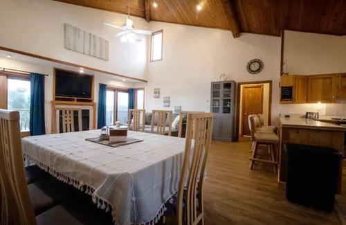 Sea Scape Cottage | Sunny with a chance of Golfballs