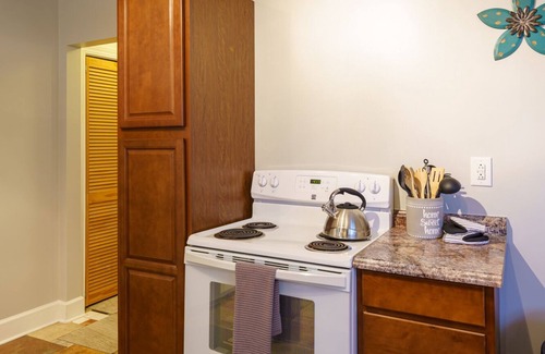 Asheboro House | {Sunnyside Wilds} An Ideal Spot for Exploring Asheboro