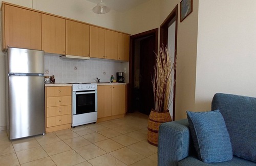 Kefalari Apartment | Sunrise 3 Apartment - Beautifully Located Air Conditioned 1 Bedroom Above Beach