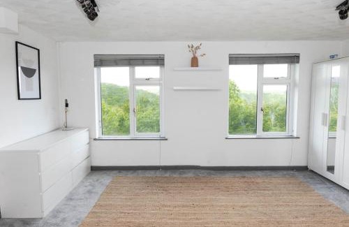 West Looe House | Sunrise 6 Bedroom Home in Looe Cornwall