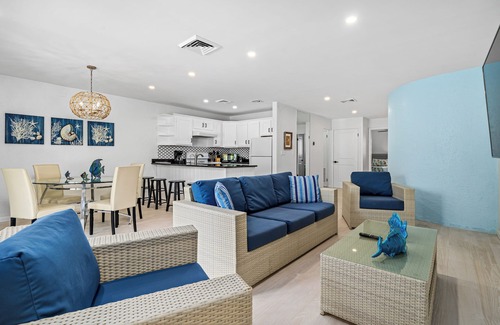 Paradise Island Villa | Sunrise Beach Villas - Stunning, Ocean View Poolside Villa With Beach Access