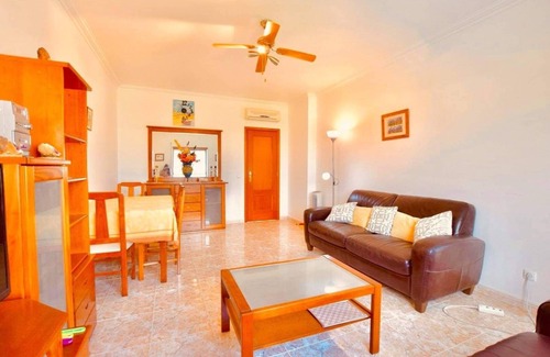 Vale de Carro Apartment | Sunrise view family ,swimming pool with close to beach !