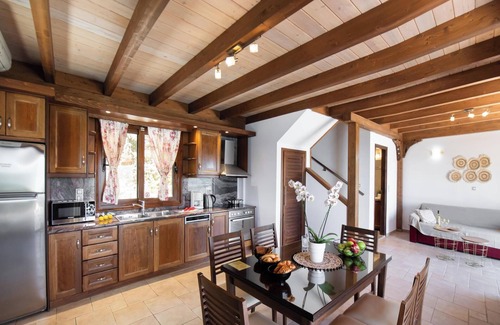 Pondi Villa | Sunrise View - Two Bedroom Villa, Sleeps 4