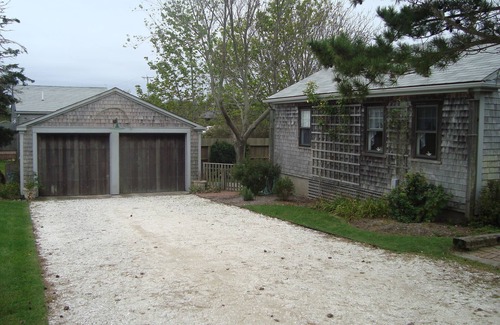 Madaket Cottage | Sunset and Scenic Views of Hither Creek and Madaket Harbor .a peaceful place!