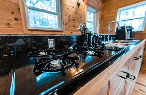 Belgrade Ski Chalet | Sunset Chalet Lakefront Hot Tub Game Room