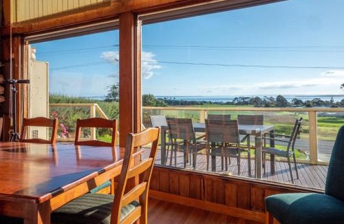Coronet Bay House | Sunset Dreams across the Sea