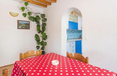 Krizni rat Apartment | Sunset house with seaview