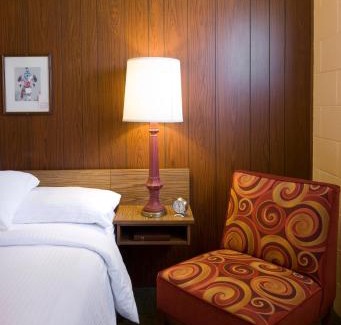 Moriarty Hotel | Sunset Motel Moriarty
