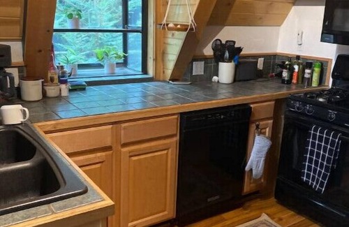 Sugarloaf Cabin | Sunset Point A Modern A-Frame