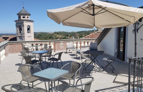 Casaleggio Boiro House | Sunset Room