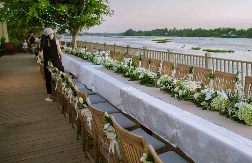 Thuan An House | Sunset Side Villa (Saigon River View)