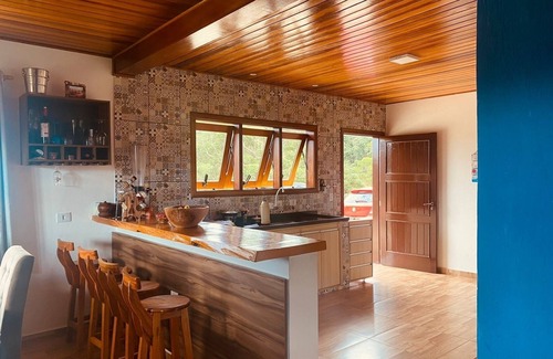 Centro House | Sunset View House