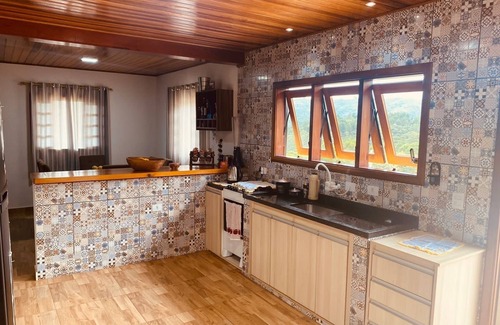 Centro House | Sunset View House