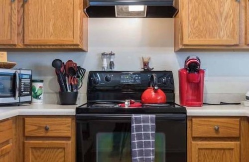 Tramonto House | Sunset Views From Your North Phoenix Condo Stay