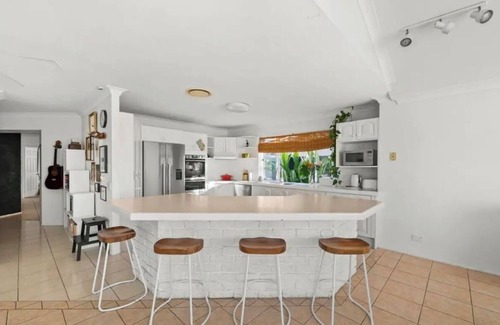 Palm Beach House | Sunsets and sandy toes on the creek in Palm Beach!