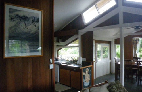 Pupukea House | SUNSETYARDS ON SUNSET Point, OPEN APRIL 2025-Sept 2025. almost beachfront.
