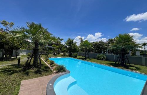 Hang Dong Hotel | Sunshine Garden