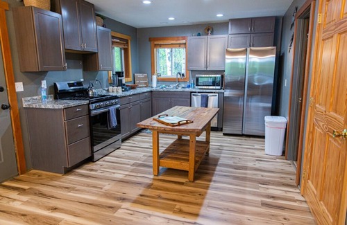 Susitna North House | Sunshine Lake Family Oasis w/Private Sauna