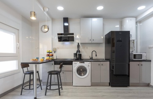 Bailen-Miraflores Apartment | Sunstay Eslava Flat IA Torremolinos