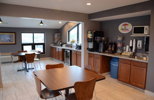 Centerville Hotel | Super 8 by Wyndham Centerville