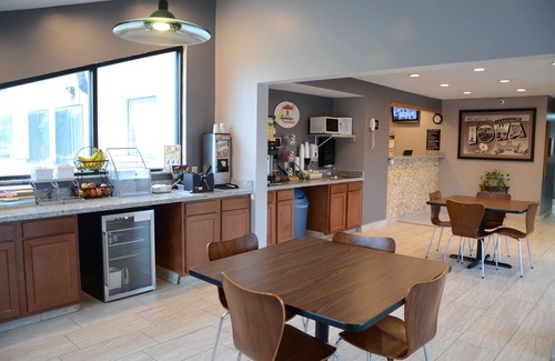 Centerville Hotel | Super 8 by Wyndham Centerville