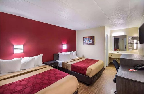 Tad Hotel | Super 8 By Wyndham Charleston WV