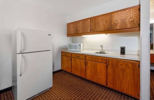 Goodland Hotel | Super 8 by Wyndham Goodland