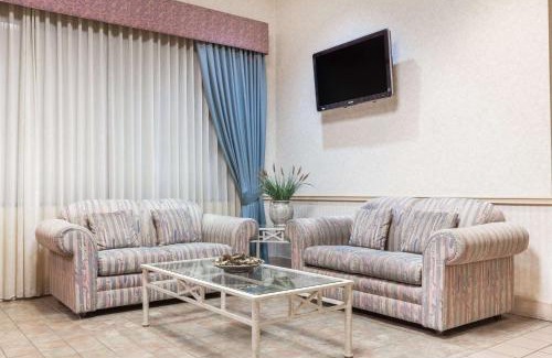 Jasper Hotel | Super 8 by Wyndham Jasper TX