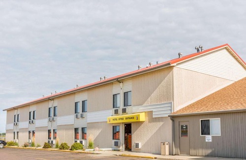 Luverne Hotel | Super 8 by Wyndham Luverne