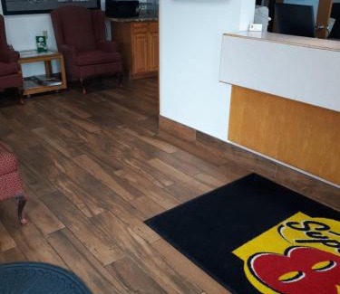 Minot Hotel | Super 8 by Wyndham Minot Airport