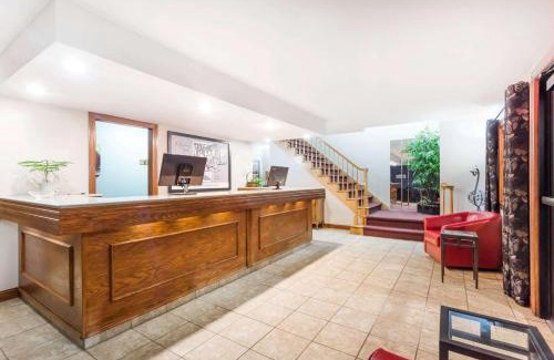 Platteville Hotel | Super 8 by Wyndham Platteville