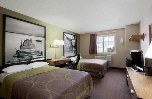 Pulaski Hotel | Super 8 by Wyndham Pulaski