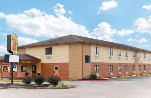 Richmond Hotel | Super 8 by Wyndham Richmond