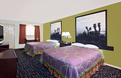 Northwest Corpus Christi Hotel | Super 8 by Wyndham Corpus Christi Northwest