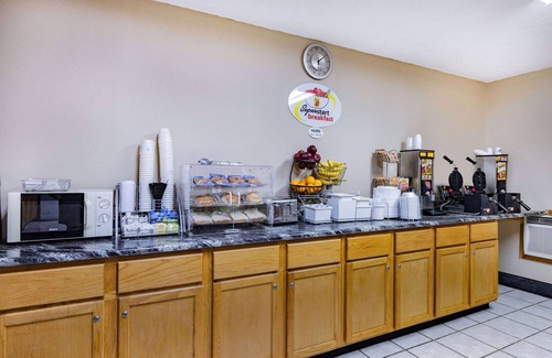 Valentine Hotel | Super 8 by Wyndham Valentine NE