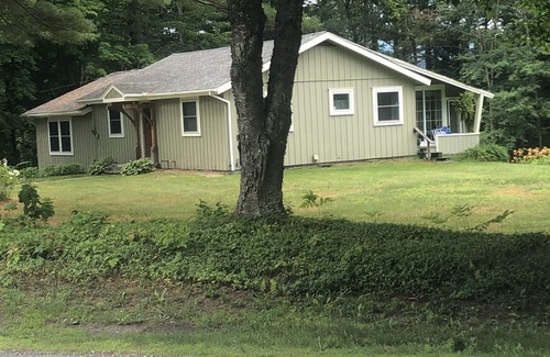 Eastern Vermont House | Super convenient and comfy home near Stowe, shopping and trails