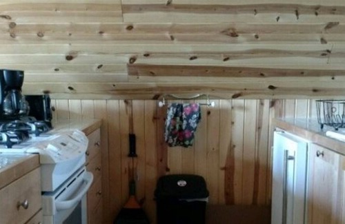 Maple City House | Super cute loft on the lake!
