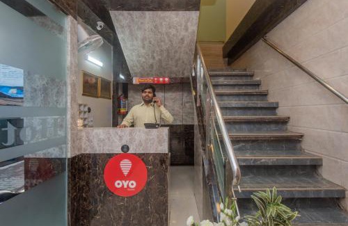 J B Nagar Hotel | Super Hotel O Golden Nest Near Chhatrapati Shivaji International Airport