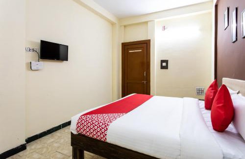 Dewas Hotel | Super Hotel O Santushti