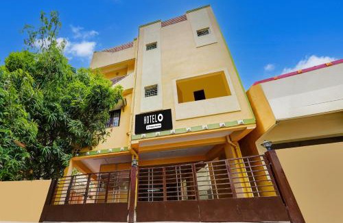 Velachery Apartment | Super Hotel O Velachery Near Devi Karumariamman Nagar Extension