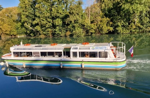 La Ferte-sous-Jouarre Boat Rental | Super Mini-salle Pour vos Fêtes, sur L'eau !