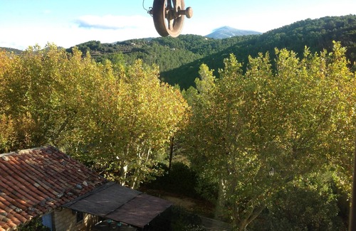 Le Barroux Apartment | Superb apartment on the 2nd and top floor of a village house!