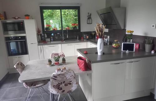 Chasteaux House | Superb contemporary villa 160m2 swimming pool, 2000m from the lake of Causse.en Correze