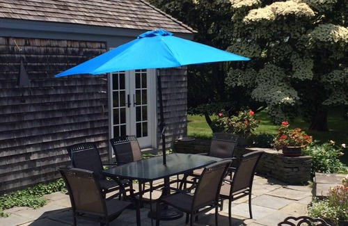 Little Compton House | Superb Location on Quiet Laneway. Just lowered June & September rates!