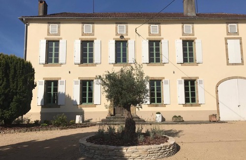 Plaisance House | Superb Manor House with heated Salt Water Pool & 16m outdoor covered terrace.