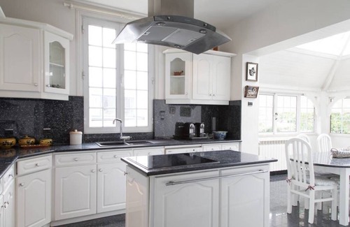 Neuilly-Plaisance House | Superb mansion house in millstone