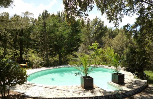 Morieres-les-Avignon House | Superb single house on a hill facing the Palais des Papes