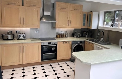 Thornton House | SUPERB SNUG studio sleeps 2 south london