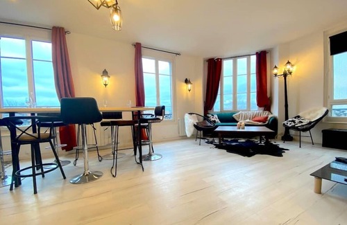 Aulnay-sous-Bois Apartment | ⭐ Superb T5 redone with taste ☀15min Paris /CDG ✈️ 🚇