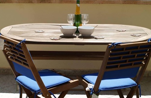 Marina di Caulonia Apartment | Superb top floor three bedroom apartment with communal pool